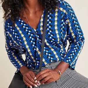 2 for $25 Anthropologie Odells Alisha Geometric top